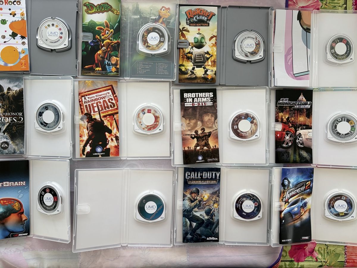 Sony Giochi: Jeu PSP EN LOT DE 12 – Usato da Echallens venduto da leo_dk2d 1