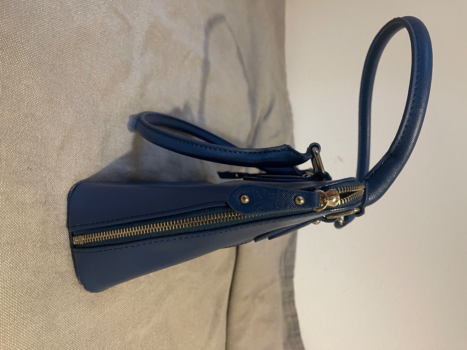 L.Credi Borse da donna: L CREDI  tasche – Usato da Hinterkappelen venduto da simona67 3