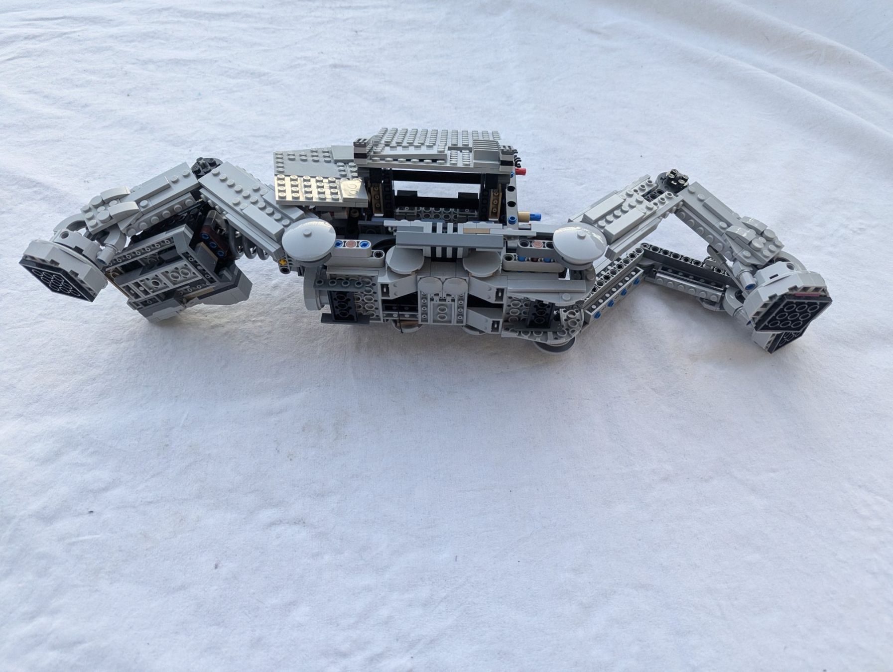 Lego Giocattoli: LEGO Technic Walker Eigenbau - evtl. Star Wars Teile – Usato da Locarno venduto da LukeWanderlust 3