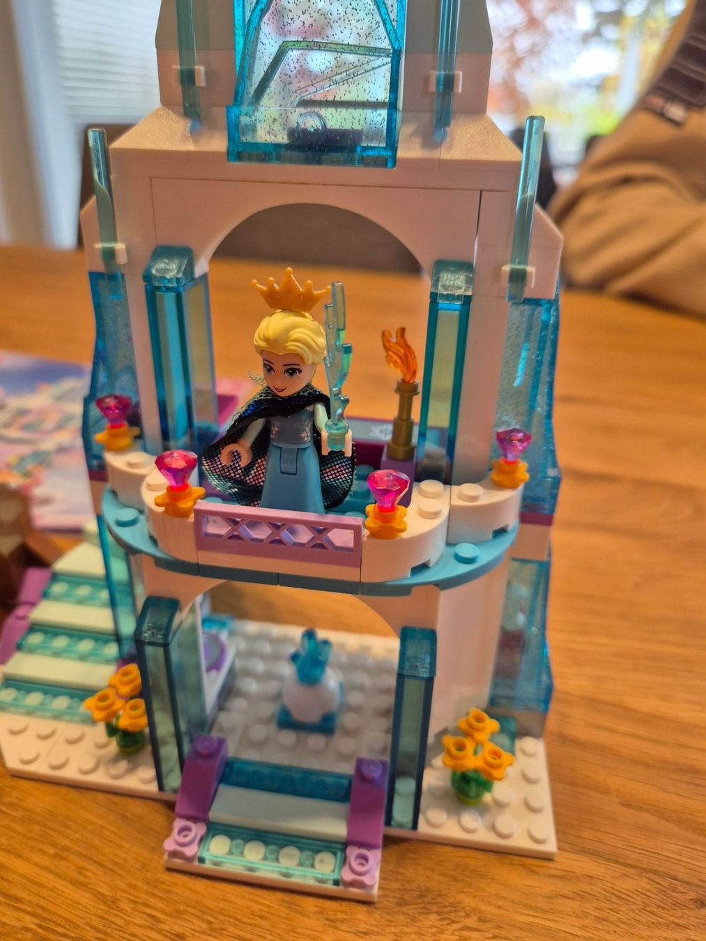 Lego Spielzeuge: Lego Disney Princess 41062 + 41141 Eispalast + Kutsche – Gebraucht aus Leimbach TG von lachende 2
