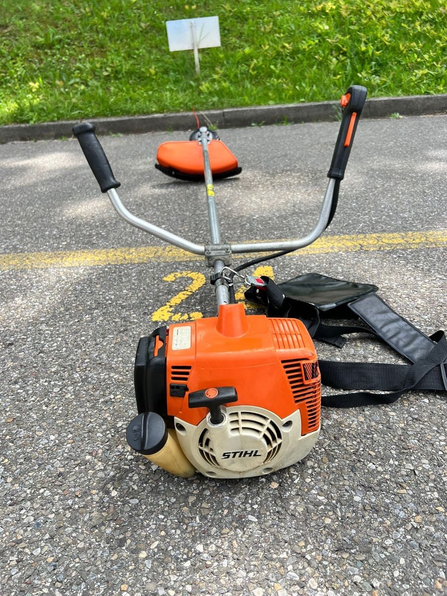 Stihl Tutti gli attrezzi: Rasentrimmer Stihl FS 200 – Usato da Urdorf venduto da mas_5wfz 5