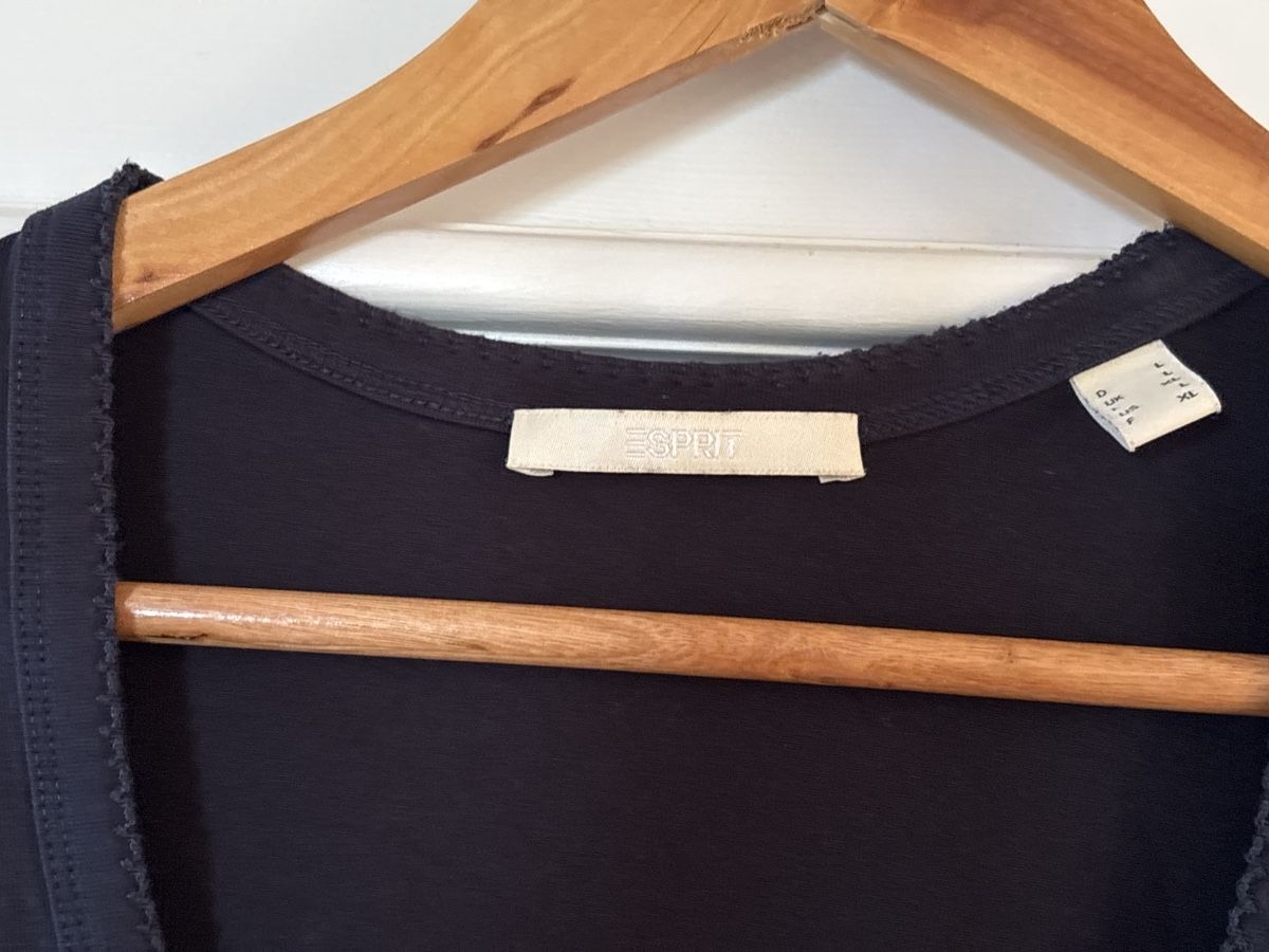 Esprit Robes: ESPRIT robe M bleu marine  – D'occasion à Arbaz par nin_zqc6 1