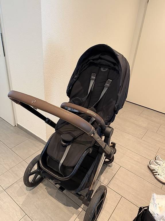 Cybex Poussette: Cybex Priam Modell 2023 – D'occasion à Neerach par ahl_7fhn 1