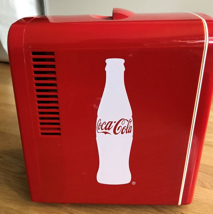 Fabrikneuer *Coca-Cola Mini Kühlschrank* & Ladegerät