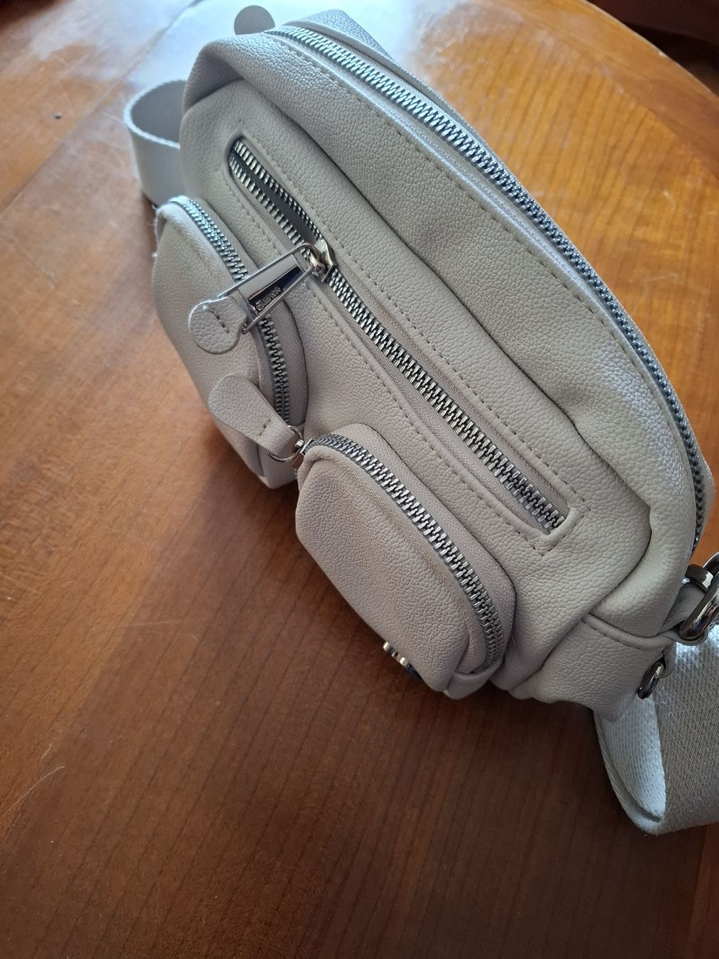 Sacs femmes:  borsetta beige Carpisa – D'occasion à Viganello par sor_dcq8 1
