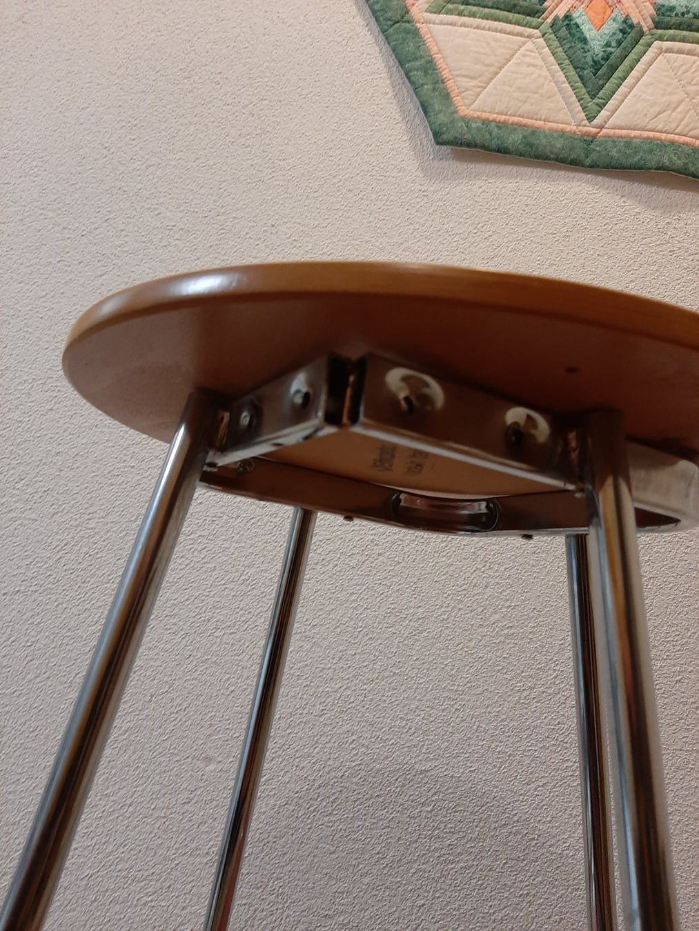 Hocker: 2 Barhocker - Metall + Holz – Gebraucht aus Niederhasli von pri_62hf 6