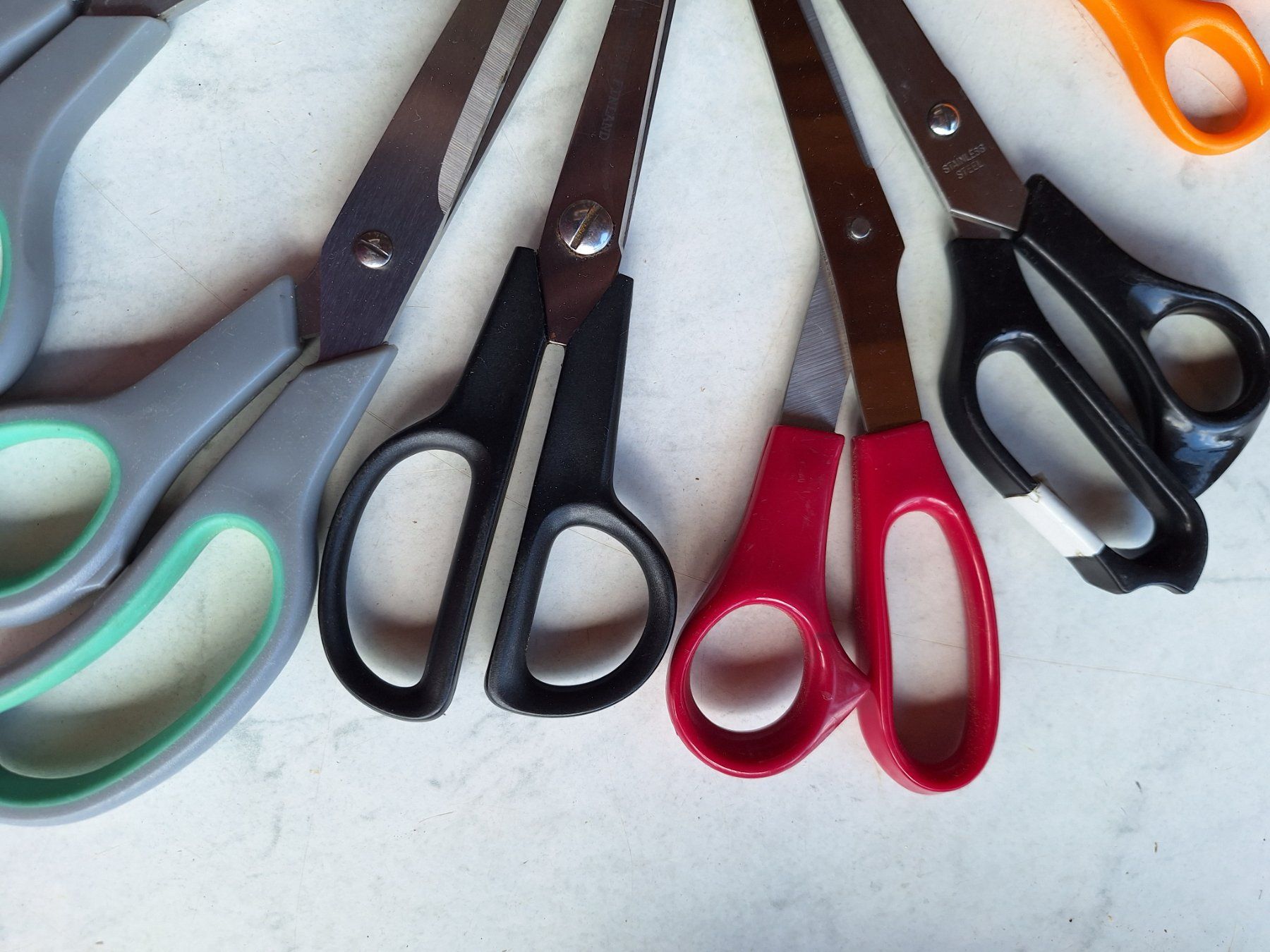 Kit bricolage: 15 STK DIVERSE SCHEREN SCHERE ZUM BASTELN – Usato da Huttwil venduto da Kunterbuntli 4