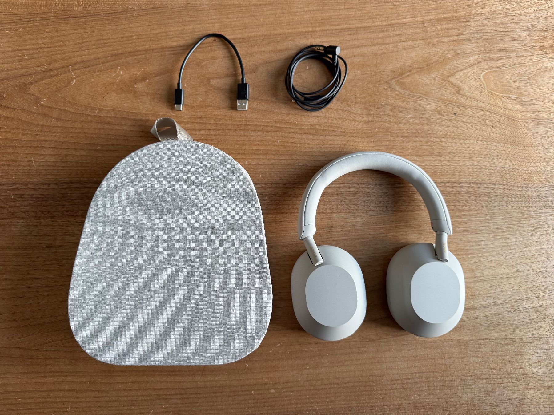 Sony Kopfhörer: Sony WH-1000XM5 – Gebraucht aus St. Gallen von luc_5wkk