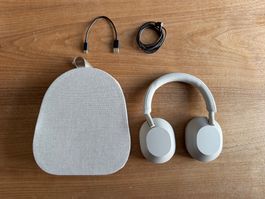 Sony WH-1000XM5