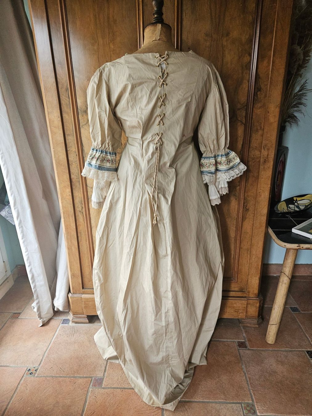 Costumi: Costume robe baroque carnaval bal – Nuovo e nell'imballaggio originale da Thônex venduto da lacomtessedesfees 6