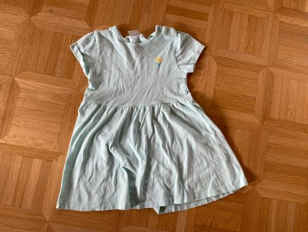 Kinderkleid hellgrün mit Blumenmotiv Gr. 86 / 92