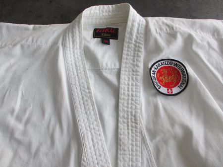 Karate Gi/Anzug Grösse 140