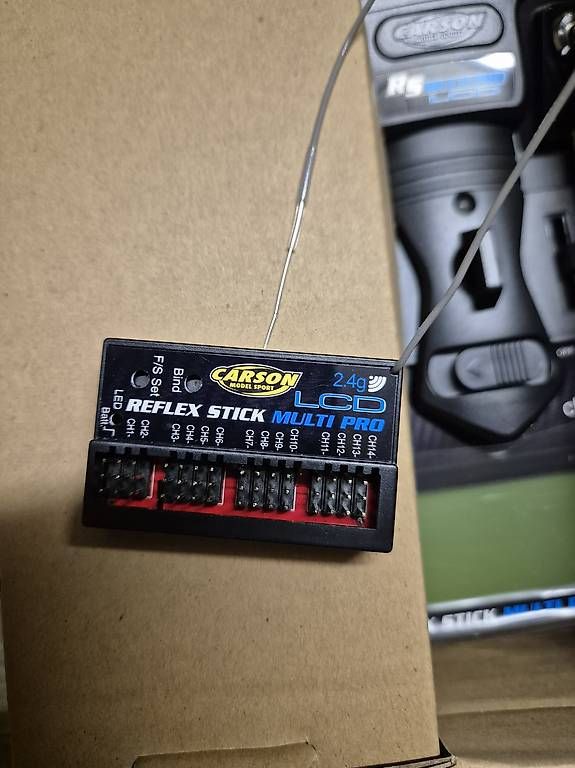 Carson Fernsteuerungen: Carson Steuerung 2.4 GHZ 14 kanal LCD – Neu (gemäss Beschreibung) aus Mehlsecken von Noldy885