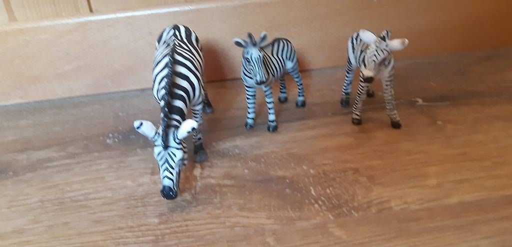 Schleich Giocattoli: Schleich Zebra Familie – Usato da Rütihof venduto da ali_9tbw