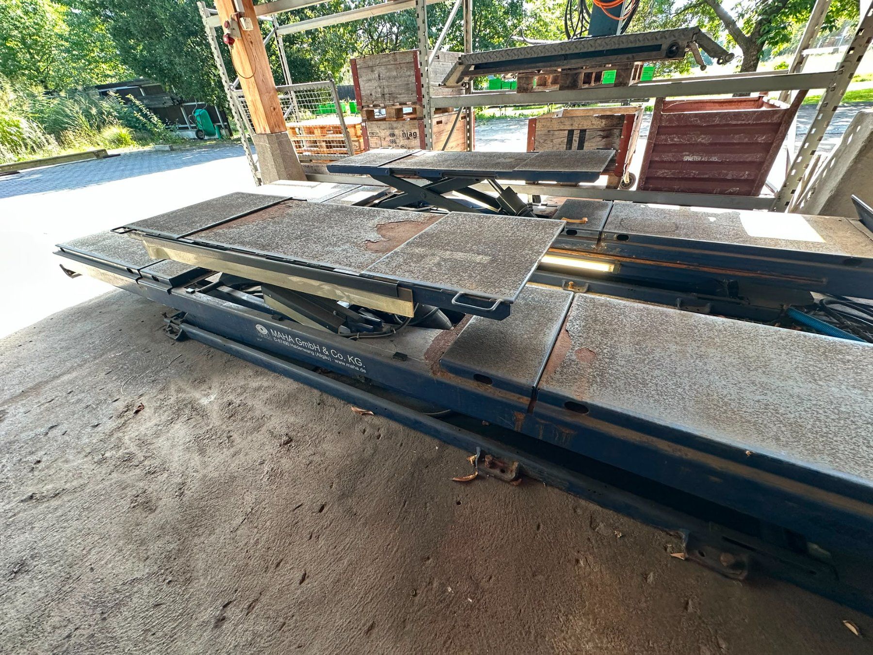 Piattaforme elevatrici & Crick: Scherenhubbühne MAHA gebraucht/ Autolift – Usato da Cham venduto da zan7890 2