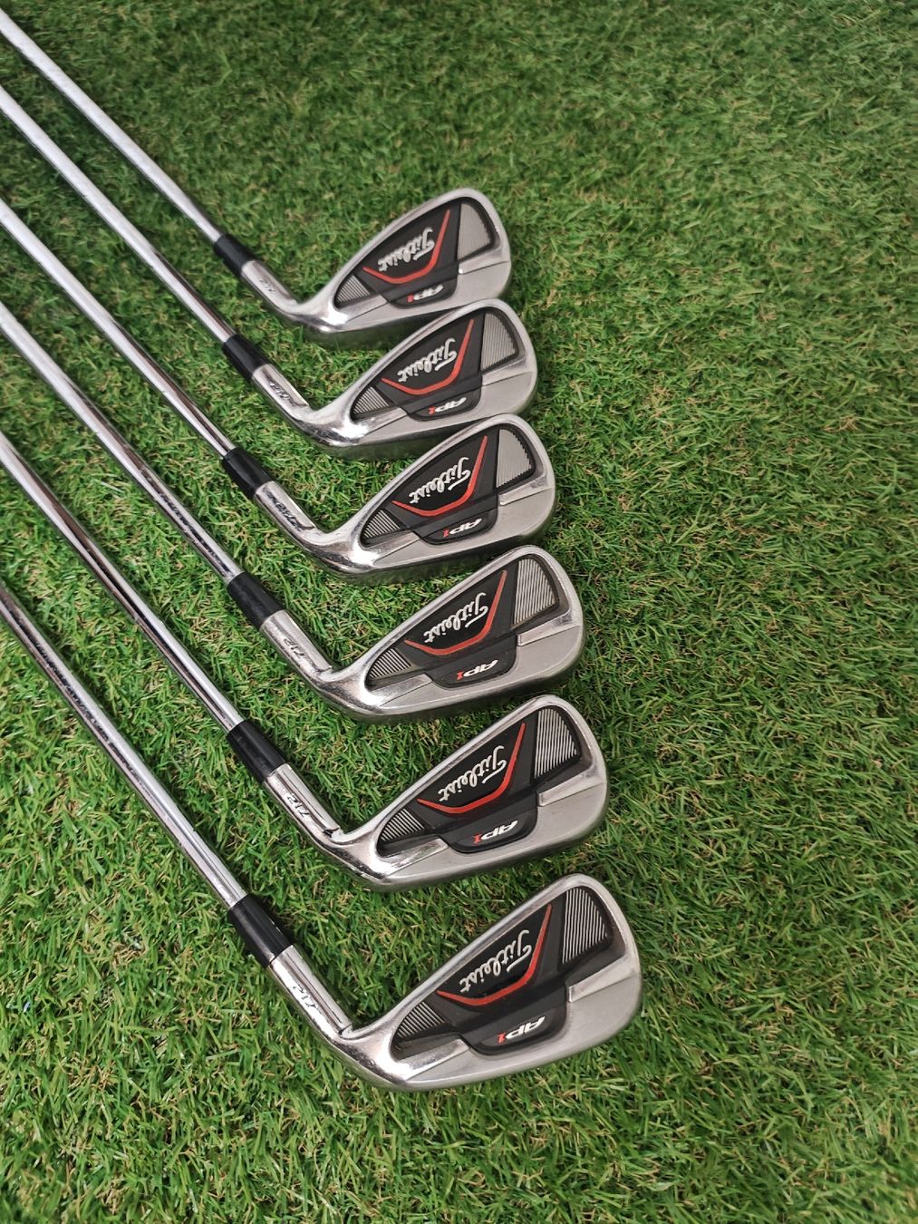 Titleist Clubs & Sets: Titleist AP1 712 Eisen 5-PW, Stahlschaft NS Pro 950GH – D'occasion à Uerikon par Chreggus_Golfshop 1