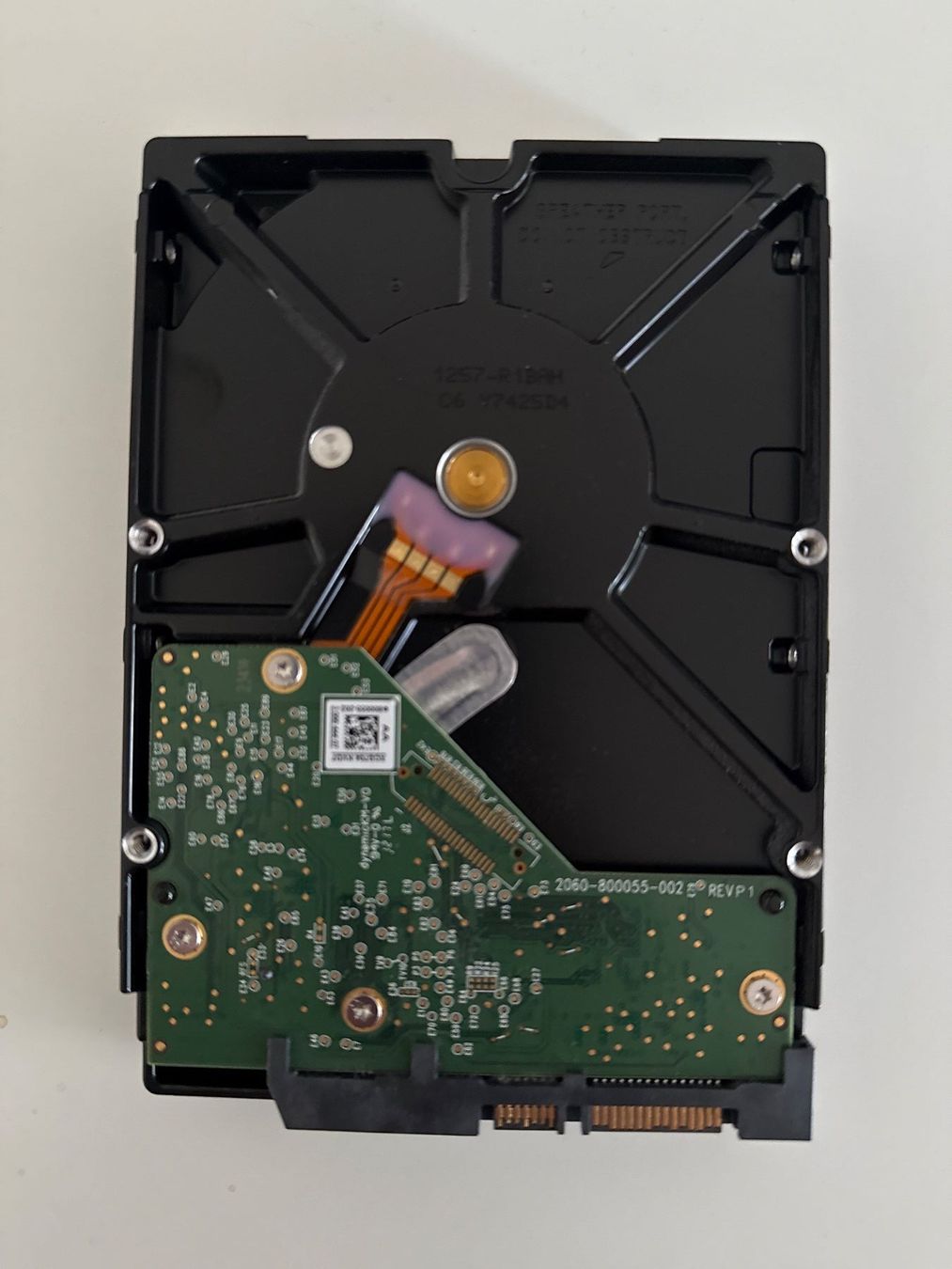 Western Digital Dischi rigidi: WD Red 4TB NAS Hard Drive - gebraucht. – Usato da Zürich venduto da Gekuu 1