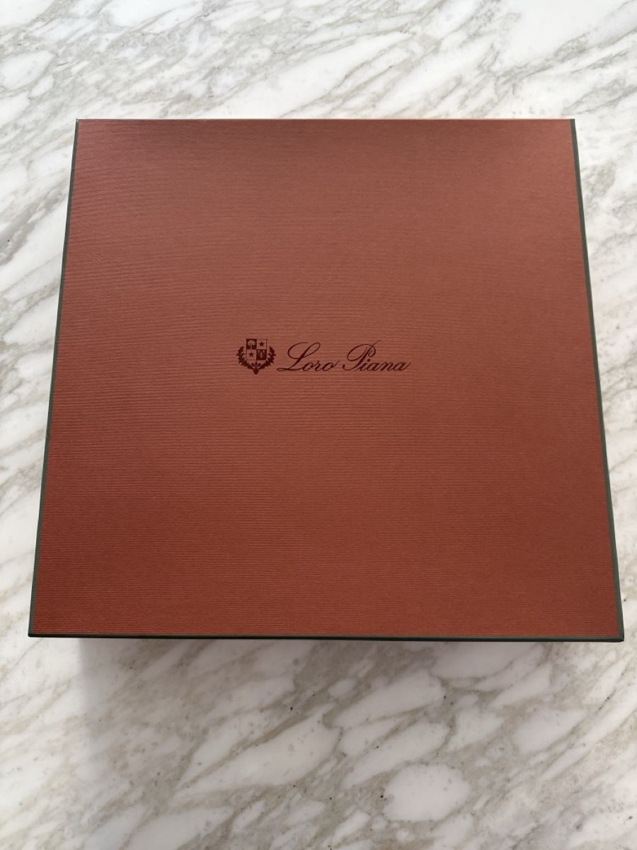 Loro Piana Coperte: Loro Piana White Cashmere Plaid – Usato da Bissone venduto da luxuryitems 3
