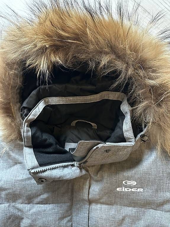 Gilets: Weste mit Echfell – D'occasion à Emmetten par out_qjr2 2
