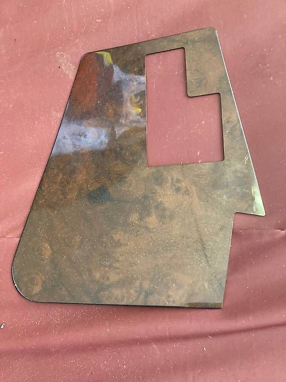 Tutti pezzi di ricambio auto: Schaltkulisse original BMW E32 7er 750,740 – Usato da Fischbach-göslikon venduto da Trinity16