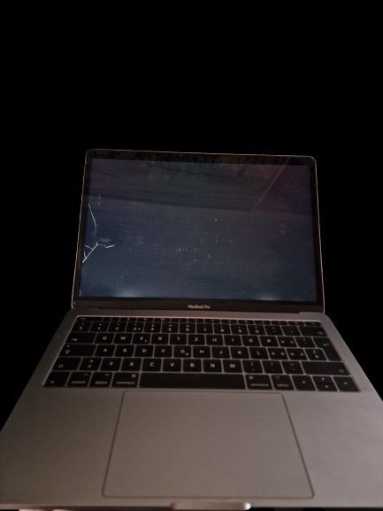 Apple Notebooks: Macbook Pro 13" 2017 16GB RAM 256GB SSD Space Grey – Gebraucht aus Neerach von mur_dwg9 1