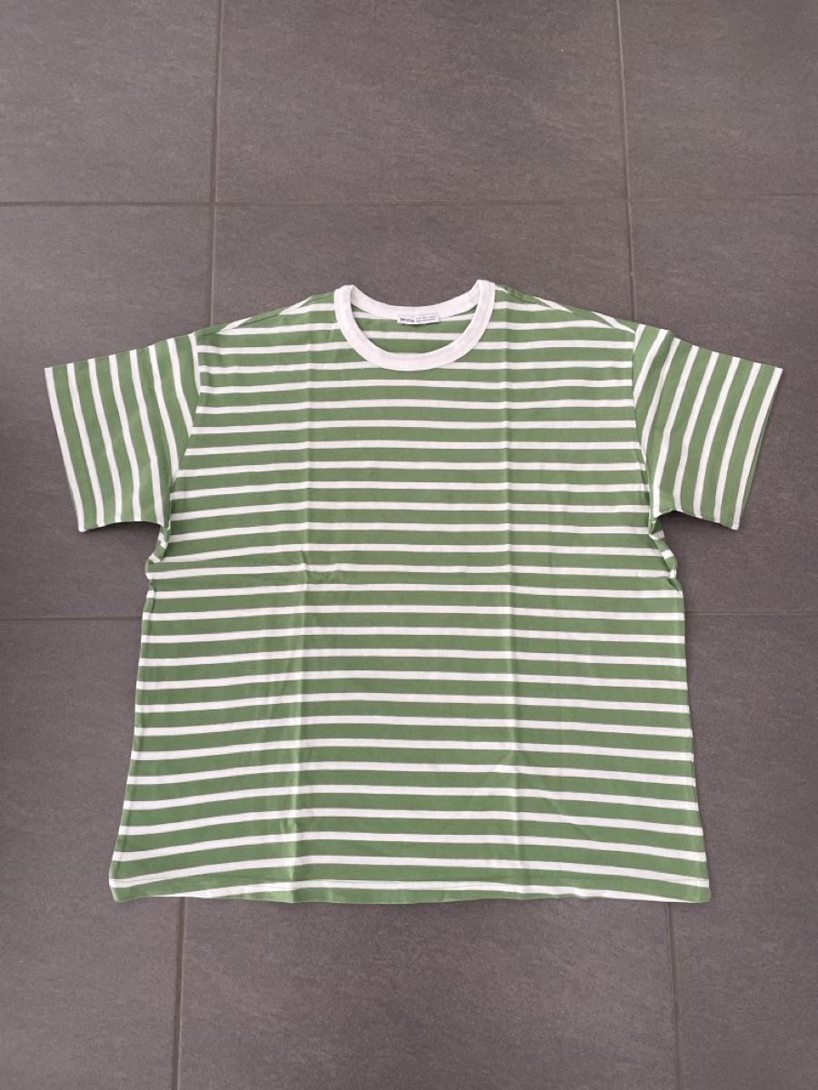 Bershka T-shirt: Bershka t-shirt – Usato da Collombey venduto da amina36