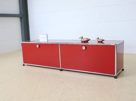 USM Haller Sideboard | Rubinrot 2x1 | Neuwertig