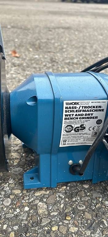 Smerigliatrici & Lucidatrici: Neue schleif Maschine – Usato da Wetzikon ZH venduto da MedinaL 1