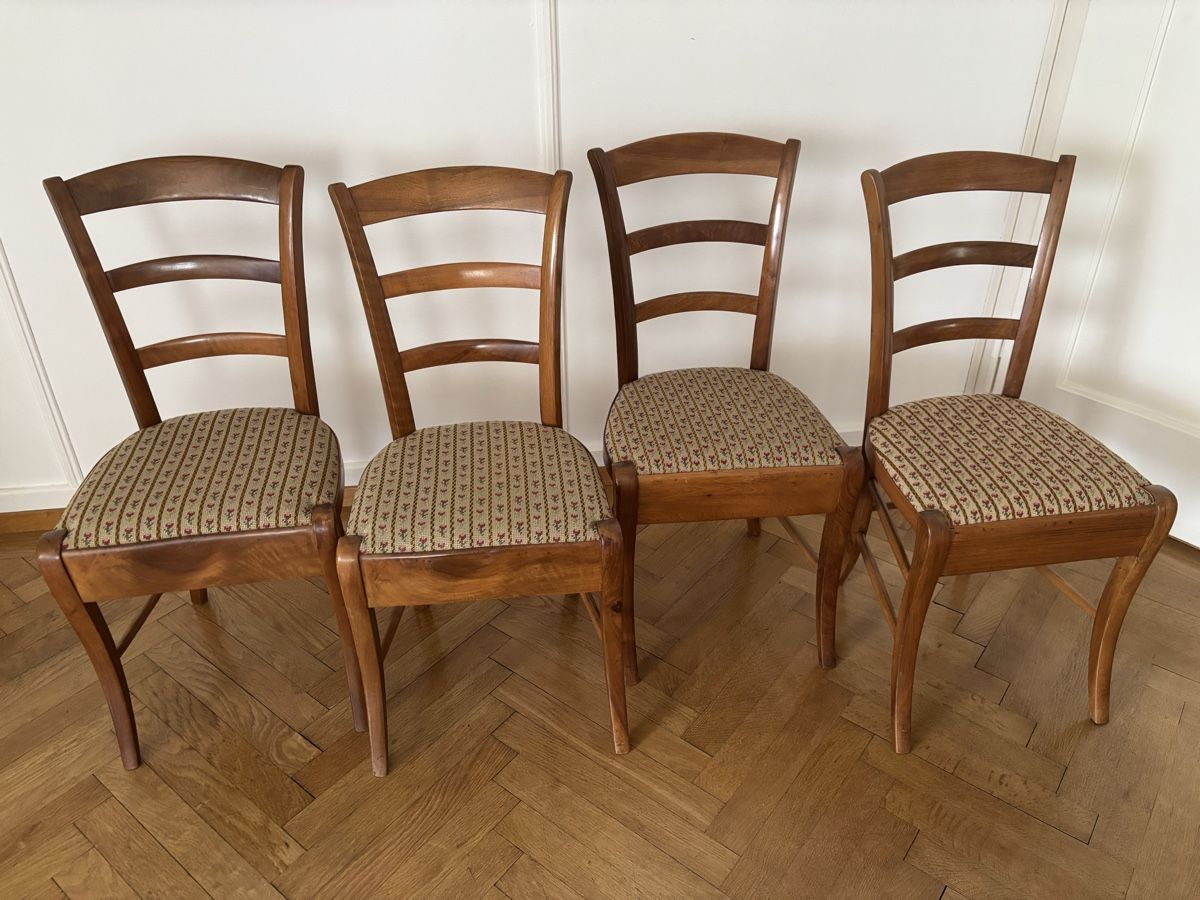 Stühle: Stühle 4er Set aus Holz – Gebraucht aus Buochs von frma08