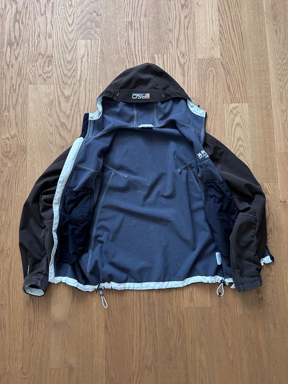 Peak Performance Giacche: Softshelljacke Peak Performance,braun Grösse M – Usato da Bern venduto da BZau 2