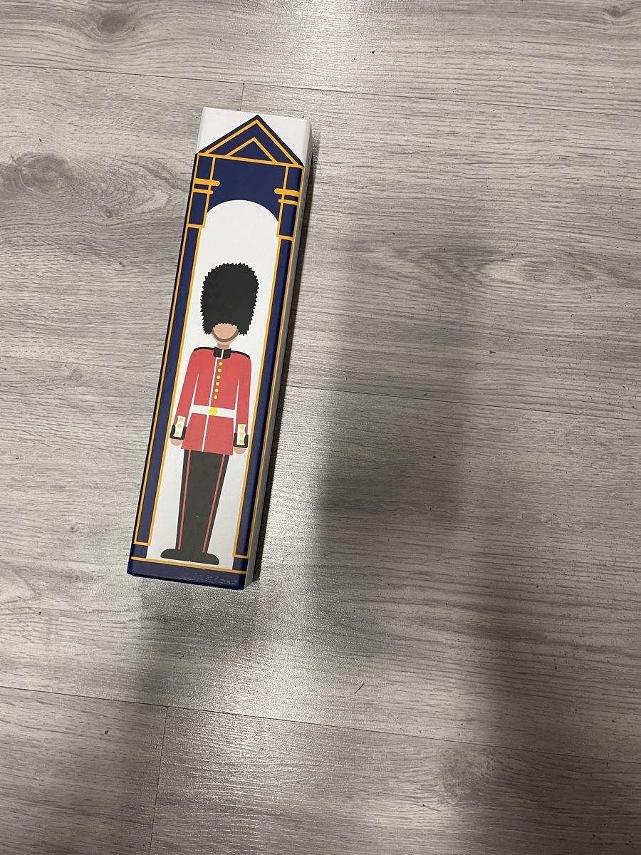 Swatch Uhren: Swatch QUEEN Elisabeth II – Neu und originalverpackt aus Genève von Videdress22