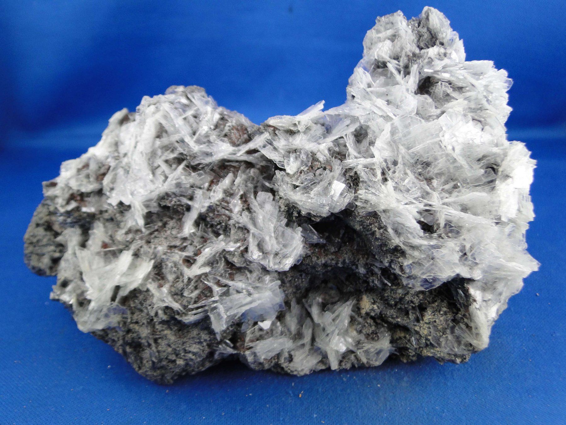 Minerali & Pietre curative: Baryt auf Berthierit – Usato da Schinznach Bad venduto da Demerald 9