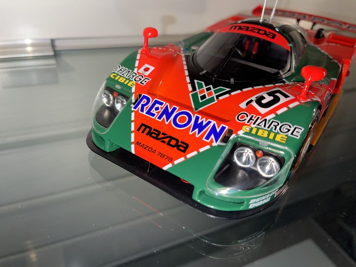 Mazda 787B Le Mans 1991 Modellauto 1:18 CMR Top Zustand (Neu