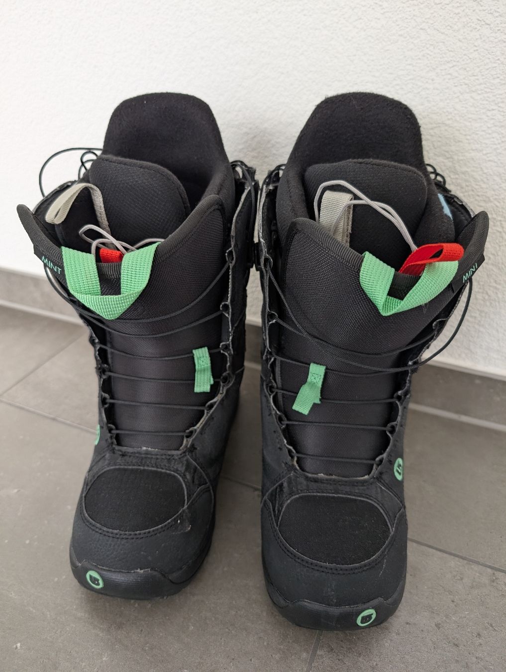Burton Chaussures femmes: Snowboardschuhe – D'occasion à Kirchberg BE par Daniela.l.z. 1