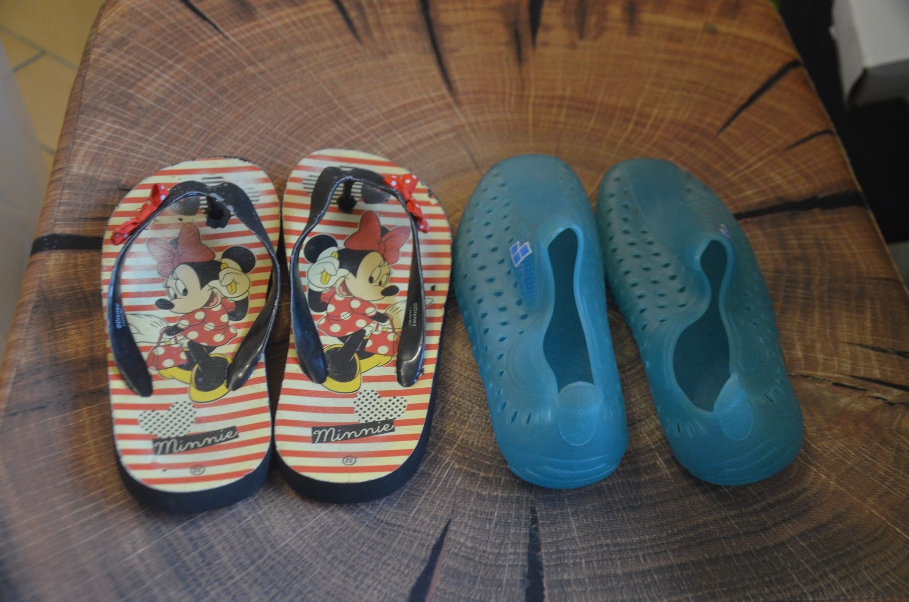 Scarpe per ragazze: NO 31-32 - 2 PAAR – Usato da Chiasso venduto da Dolly015
