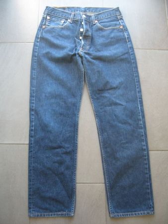 Levis 501 W33 L32, taille 38CH!