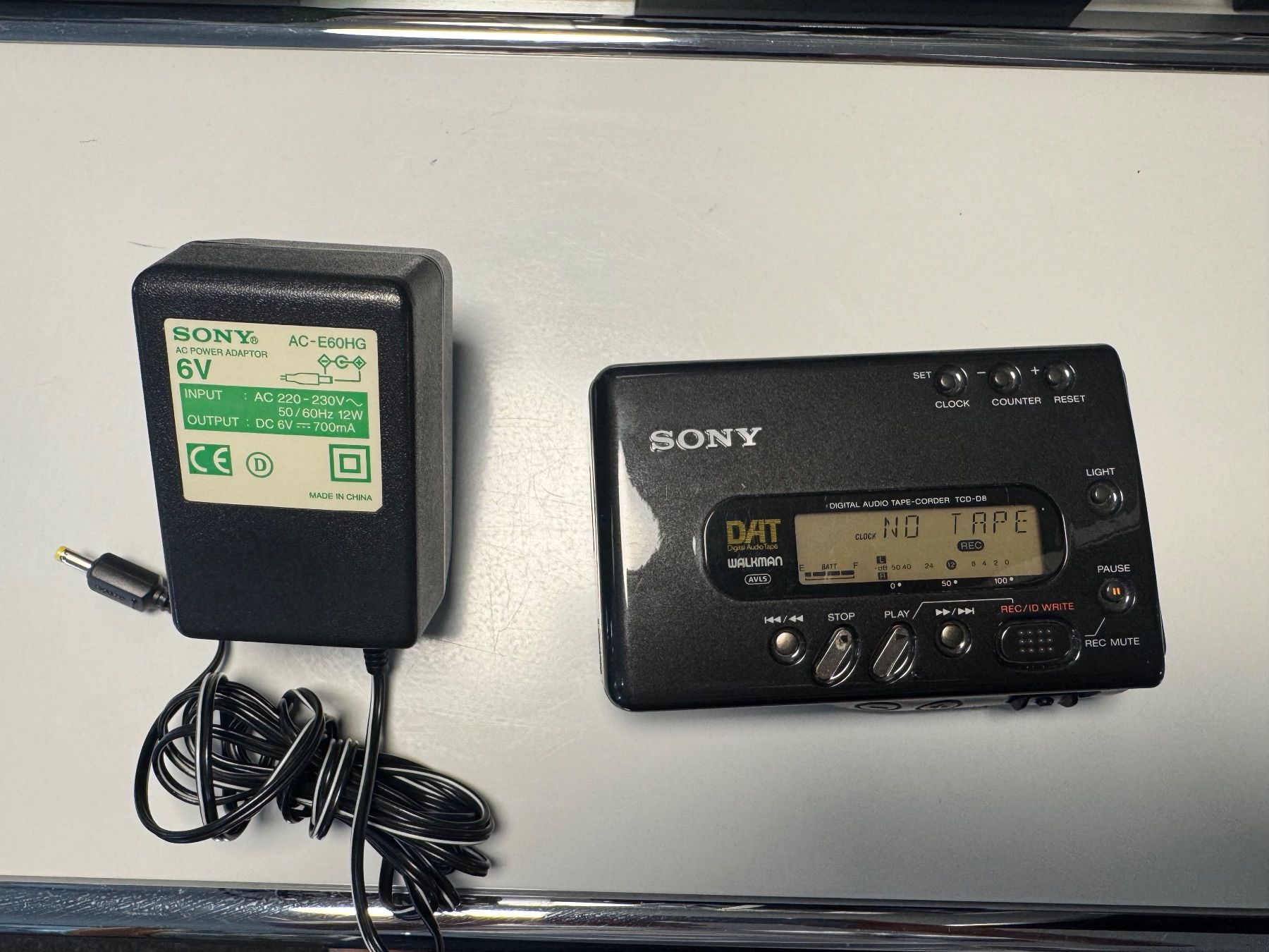 Sony Aufnahmegeräte: Sony TCD DAT D-8 Recorder Player Walkman – Gebraucht aus Thun von altstadt-thun 1