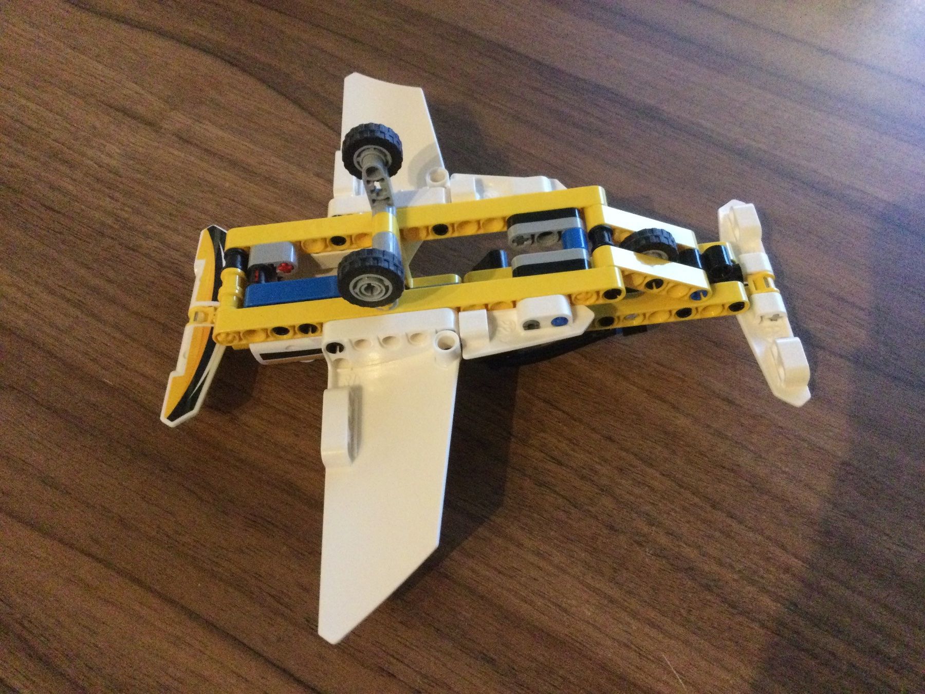 Lego Kit di costruzioni: Lego Technic Flugzeug 42044 – Usato da Zürich venduto da ShadowVorlon 2