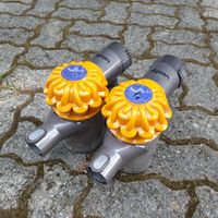 2x defekt Dyson handstaubsauger