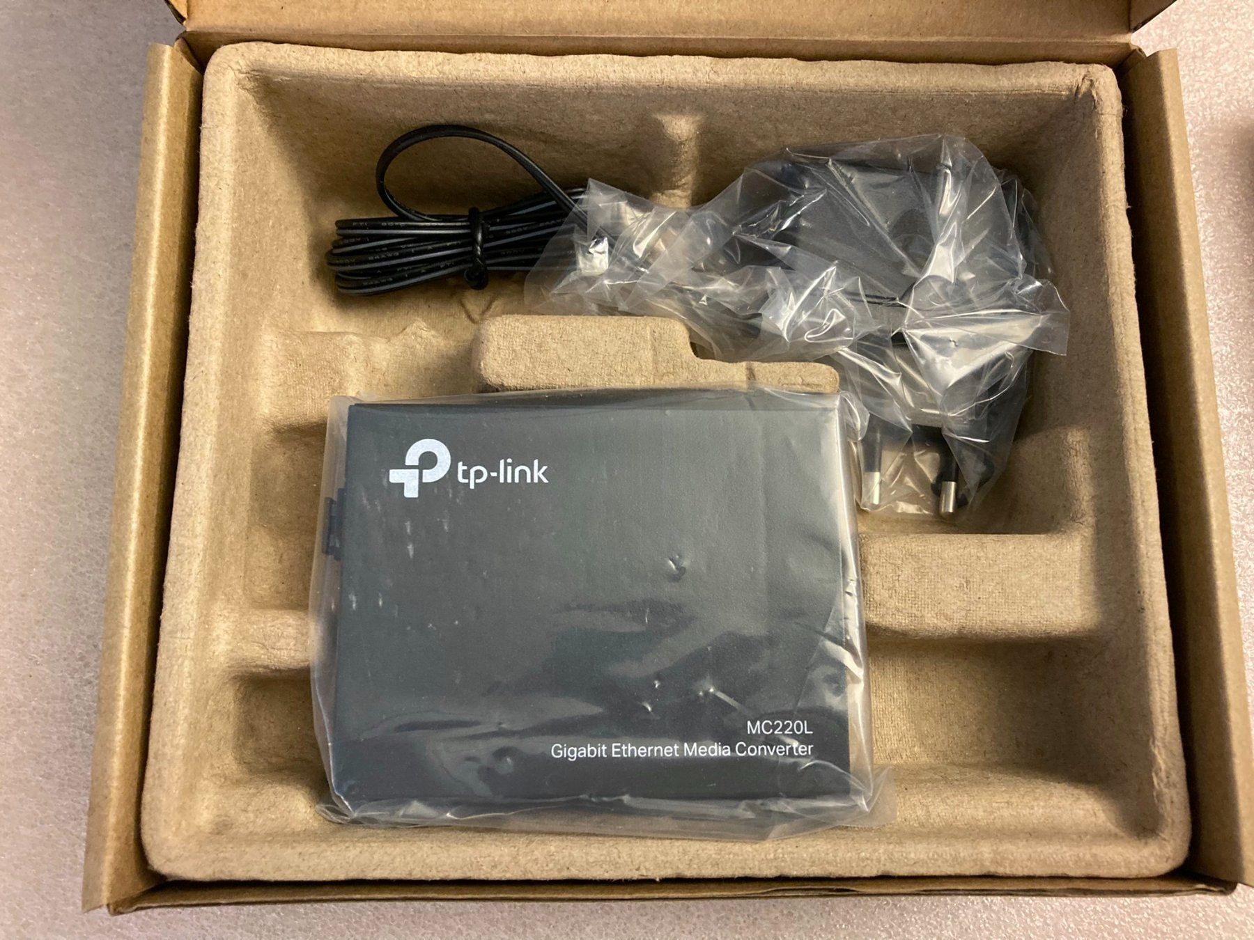 TP-Link Convertitori: TP-LINK Mediaconverter MC220L – Nuovo (secondo la descrizione) da Künten venduto da Arktisde 1