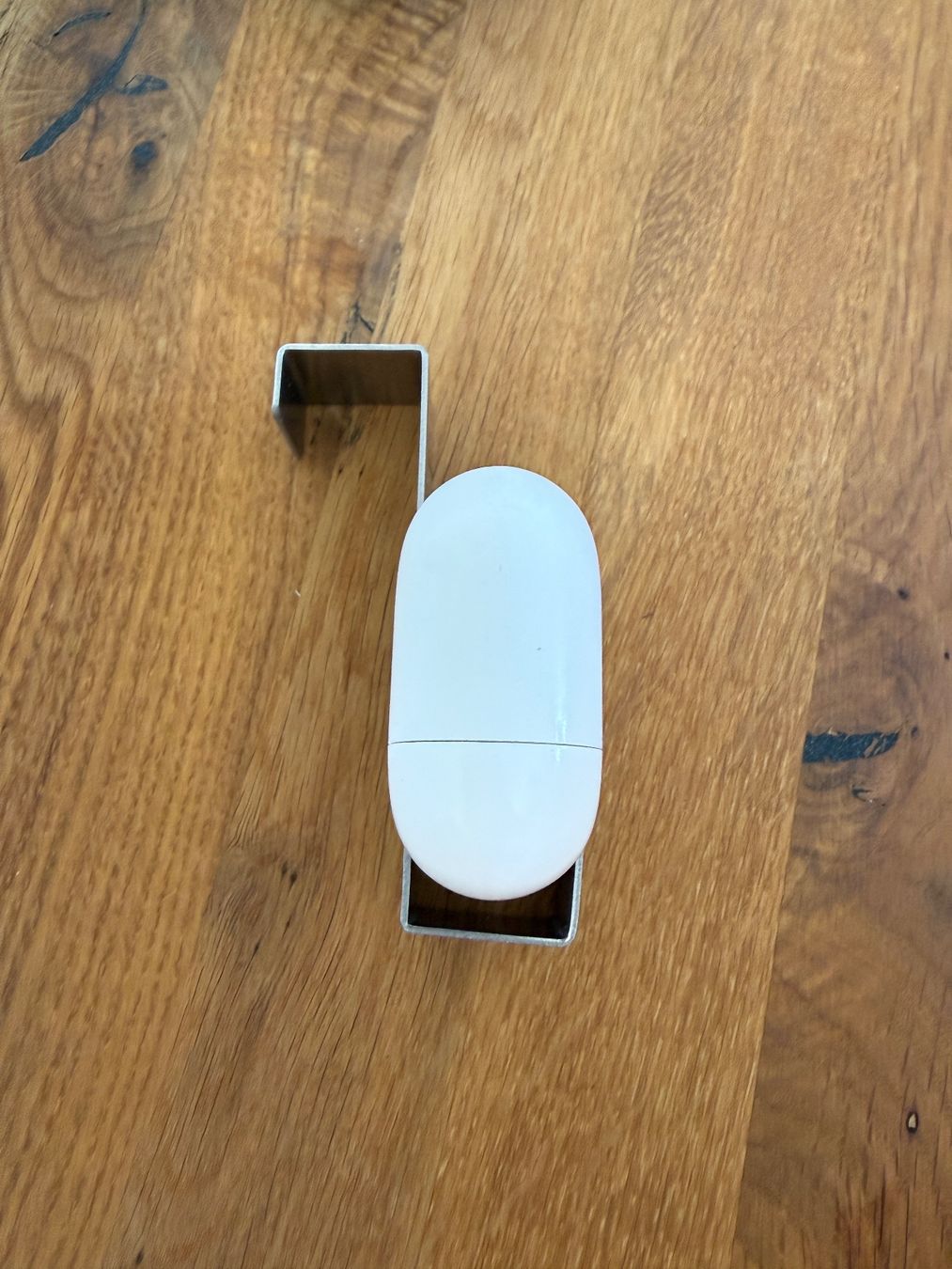 Apple Cuffie: APPLE AirPods Pro 1 Charging Case – Usato da Lausanne venduto da Nine1982 9