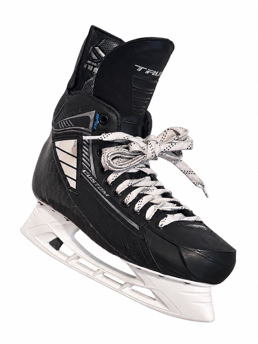 Schlittschuhe: TRUE SVH Custom Schlittschuhe 2022 / Grösse 45 – Gebraucht aus Basel von accidental