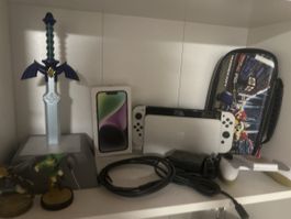 Nintendo Switch OLED Weiss mit Zubehör guter Zustand