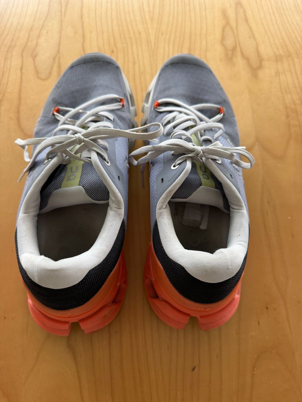 On Scarpe da uomo: On Schuhe – Usato da Stallikon venduto da happytrails 2