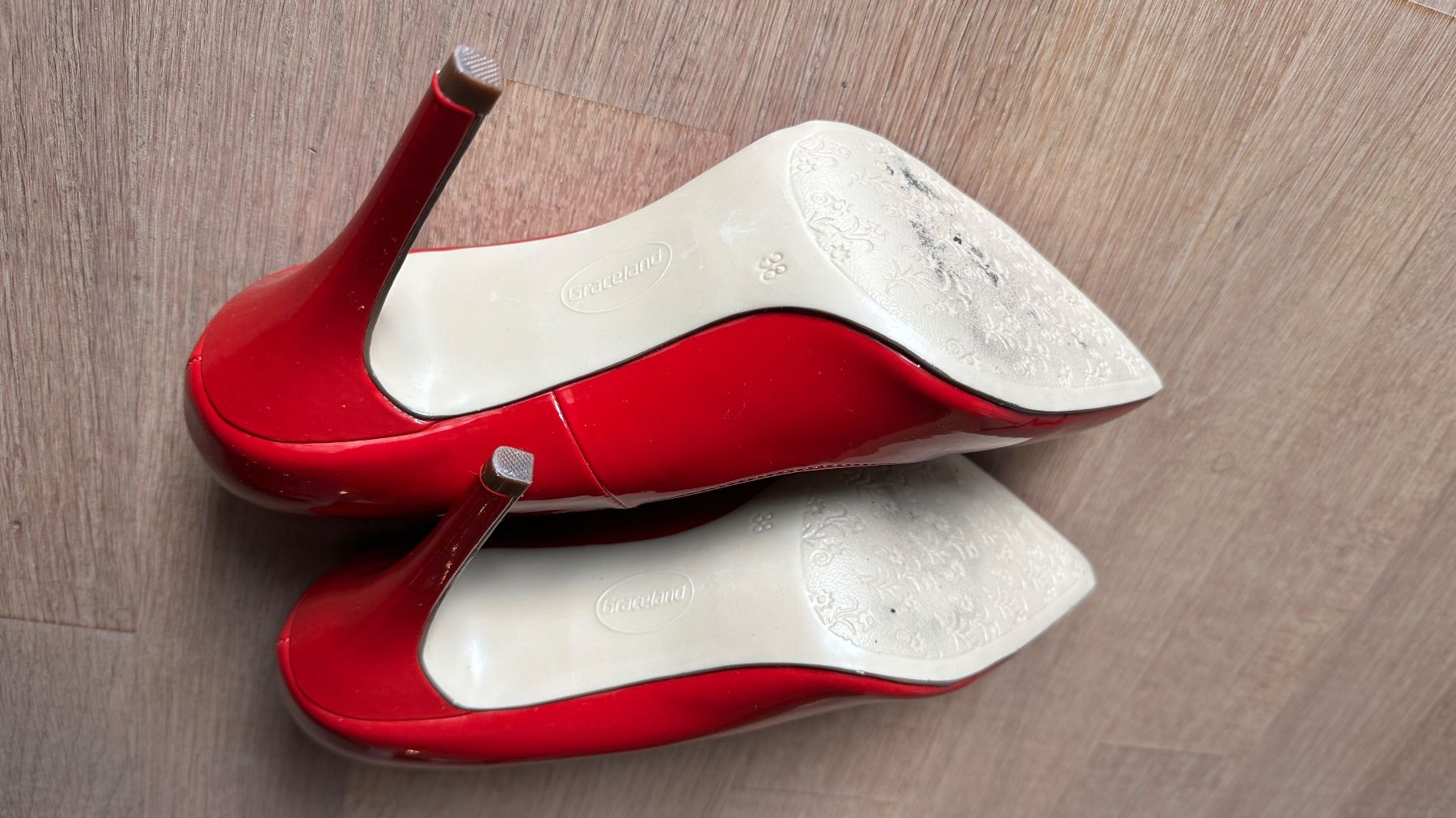 Scarpe da donna: Damen Schuhe Gr. 38 – Usato da Jonen venduto da BMWE369 5