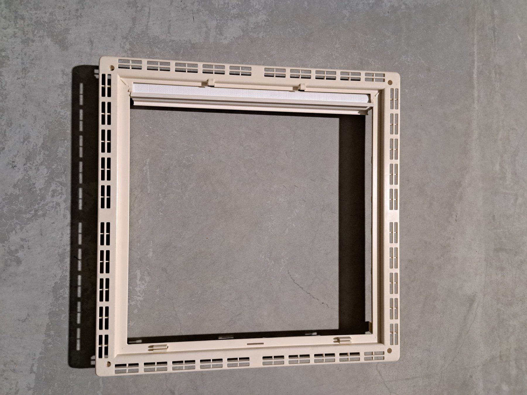Fenster: Innenrahmen Dachluke 40*40 – Neu (gemäss Beschreibung) aus Emmen von CZ6032