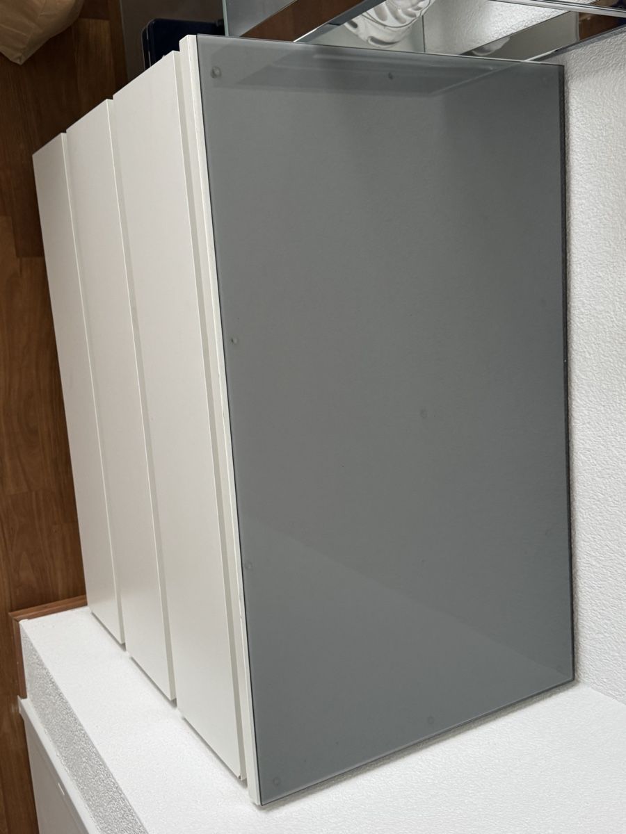 Cassettiere: Weiss Kommode mit Glasplatte, 3 Schubladen 1CHF!!! – Usato da Fehraltorf venduto da oli_5cf6 2