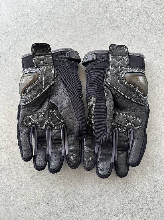 Altri accessori da uomo: Motorrad-Handschuhe Richa – Usato da Nidau venduto da Jareja 1