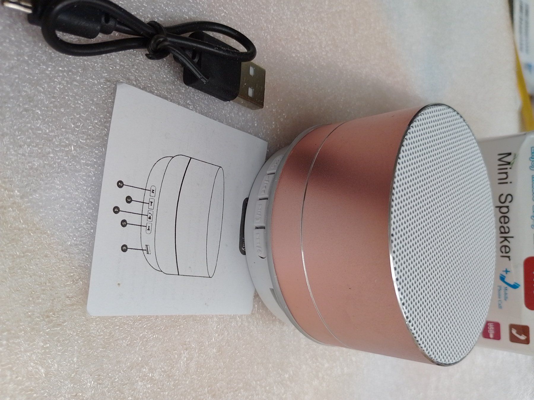 Casse acustiche: Mini Bluetooth Speaker: Gold, Schwarz, Silber, Blau, Rosa, – Nuovo e nell'imballaggio originale da Ermatingen venduto da rik4rdo 6
