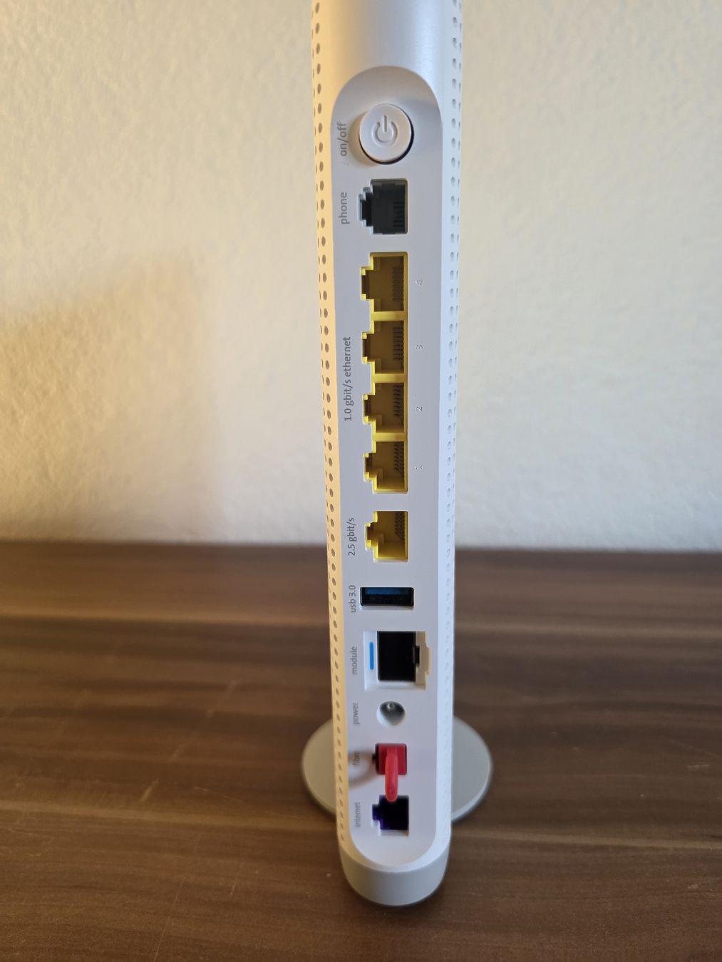 Swisscom Modem & Router: Internet-Box 5 Swisscom – Usato da Lyssach venduto da Eddie-Elfie 2